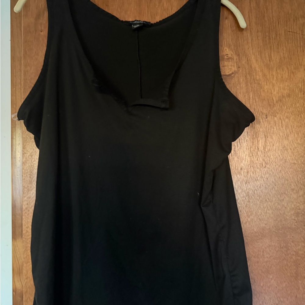 Black Sleeveless Women's Top